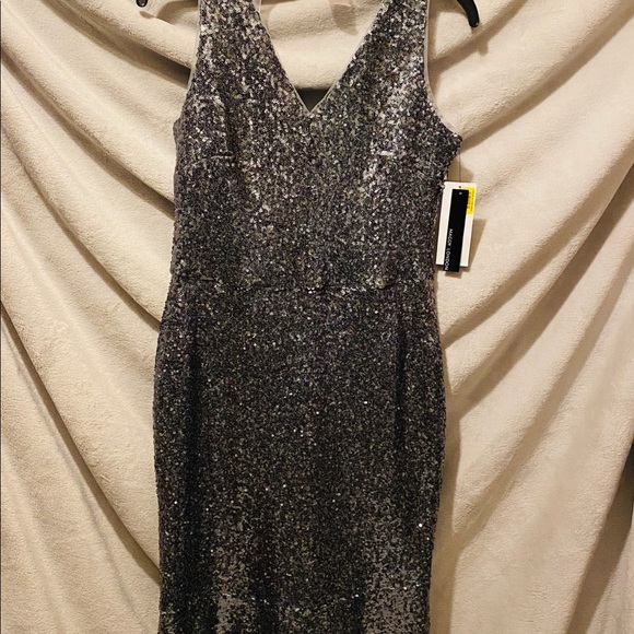 Maggy London Formal Green Sequin Dress - Picture 3 of 10